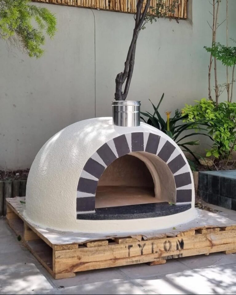 Eco Pizza Ovens Piccola wood-fired pizza oven installation