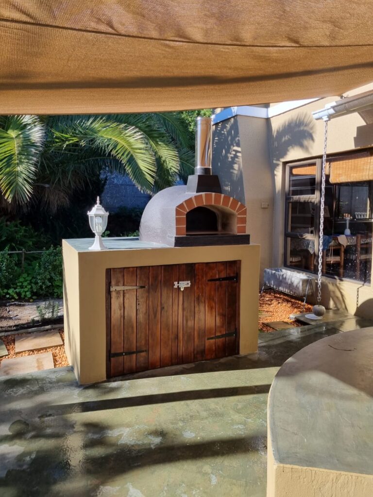 Eco Pizza Ovens Mezzano wood-fired pizza oven